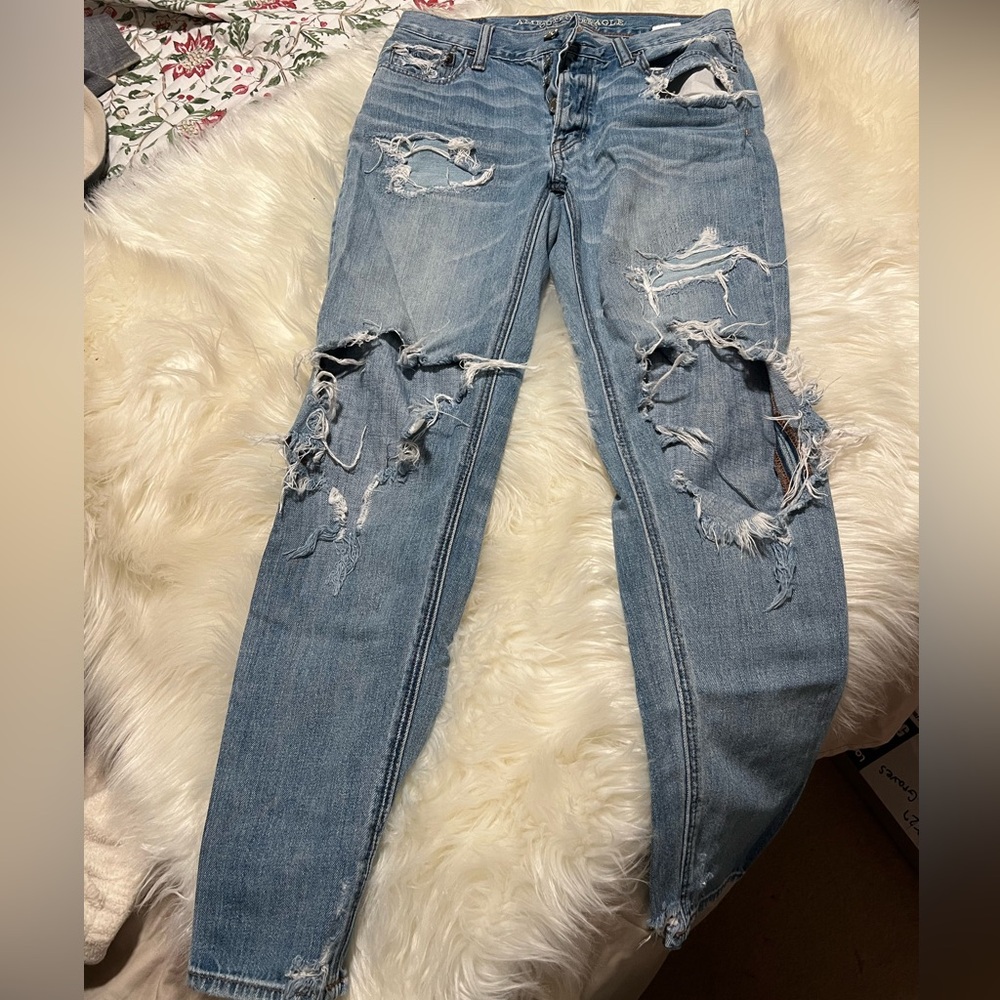 American Eagle Jeans Distressed
